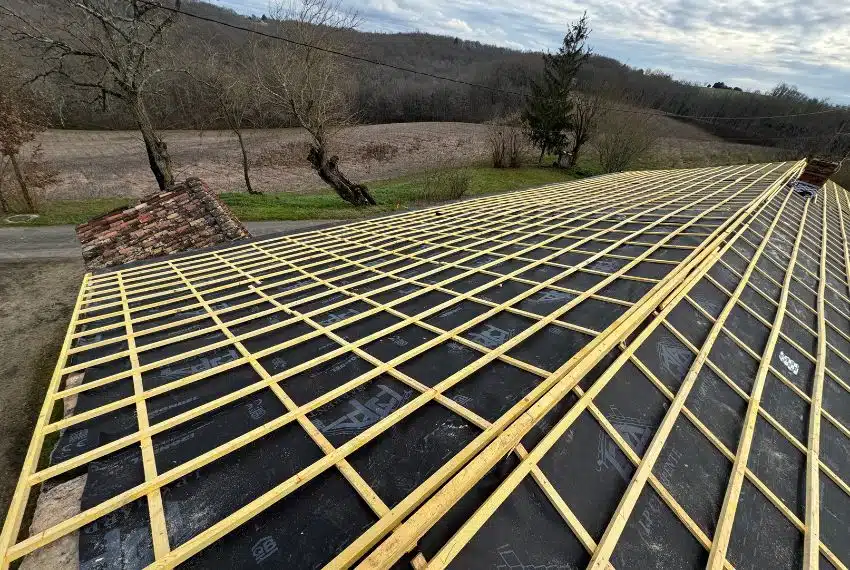 Photo pose film pare-pluie toiture